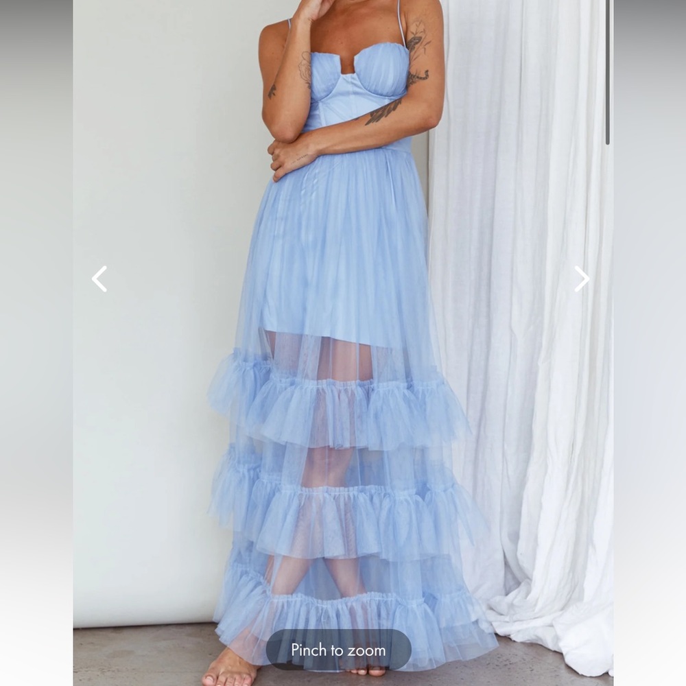 Selfie Leslie moonlight sonata ruffle dress